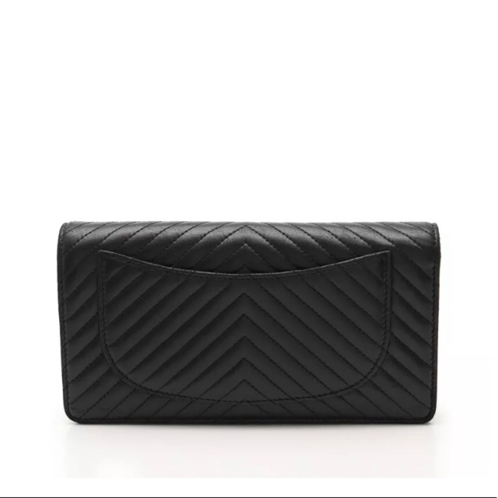 CHANEL V-stitch Folded Long Wallet - Picture 3 of 8